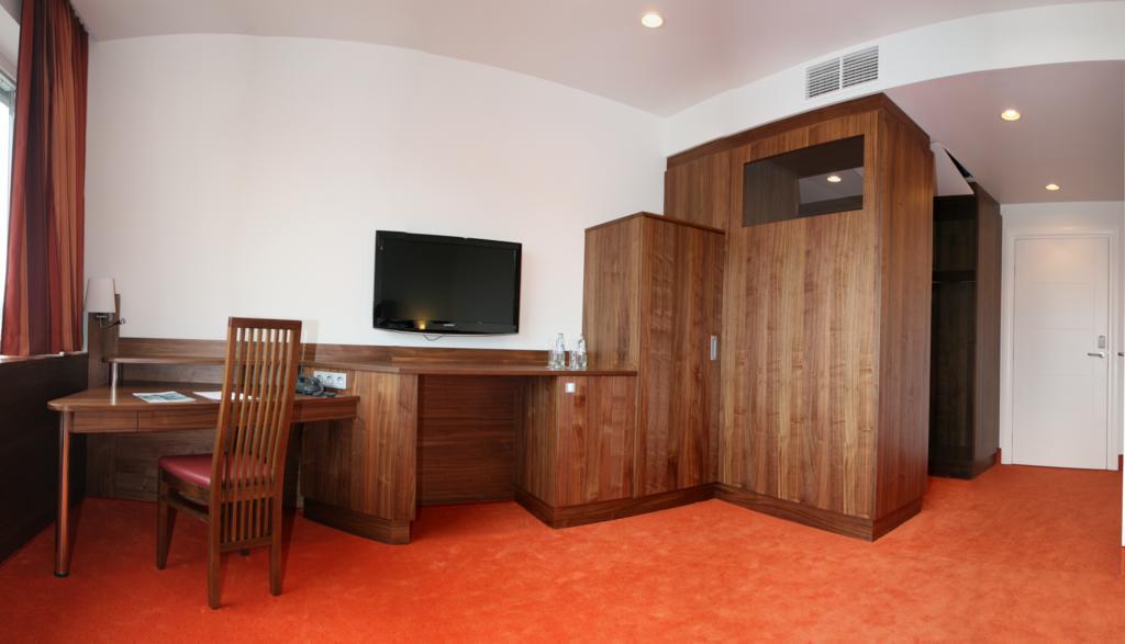 Business Hotel Ambio Gleisdorf Exterior photo