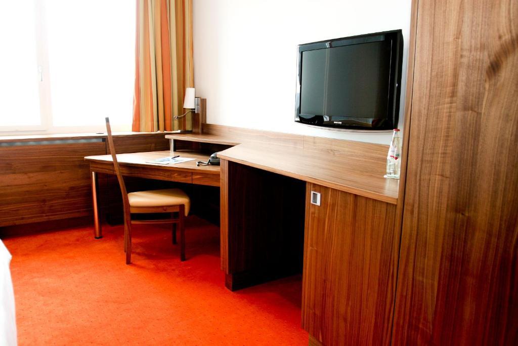 Business Hotel Ambio Gleisdorf Exterior photo