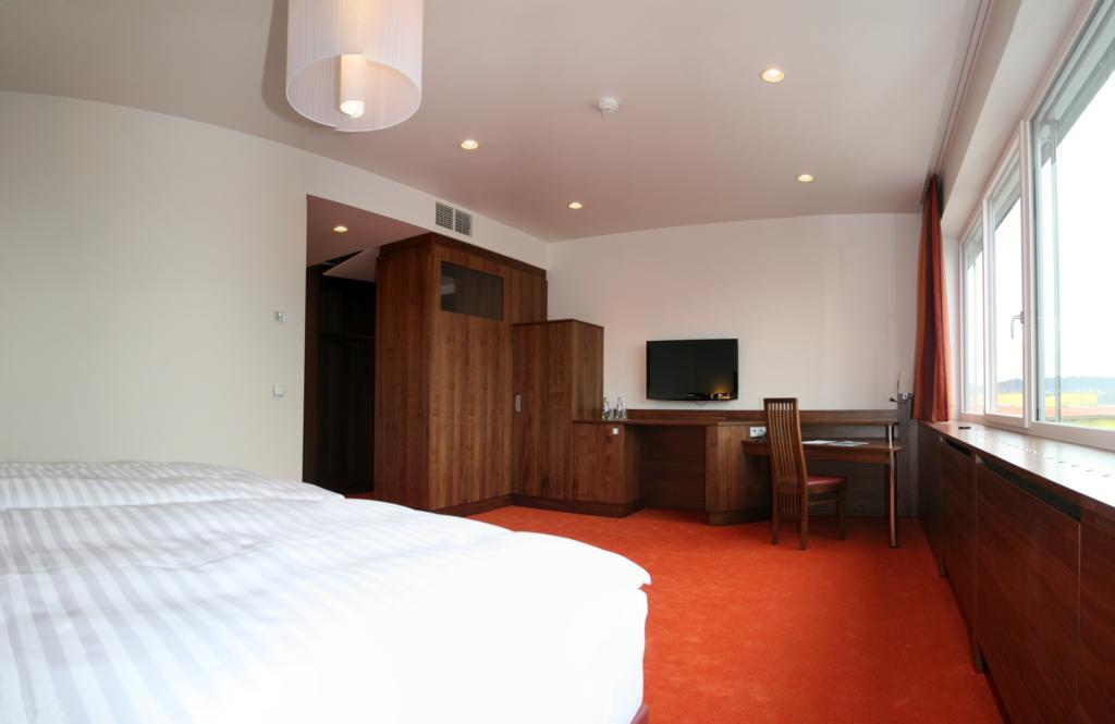 Business Hotel Ambio Gleisdorf Exterior photo